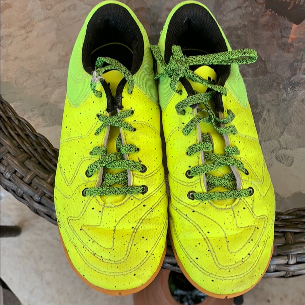 Boys Adidas Indoor Soccer Shoes
